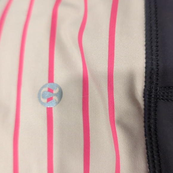 Lululemon Var-City Crop Black / Quiet Stripe Butter Pink Electric Coral - Picture 15 of 15